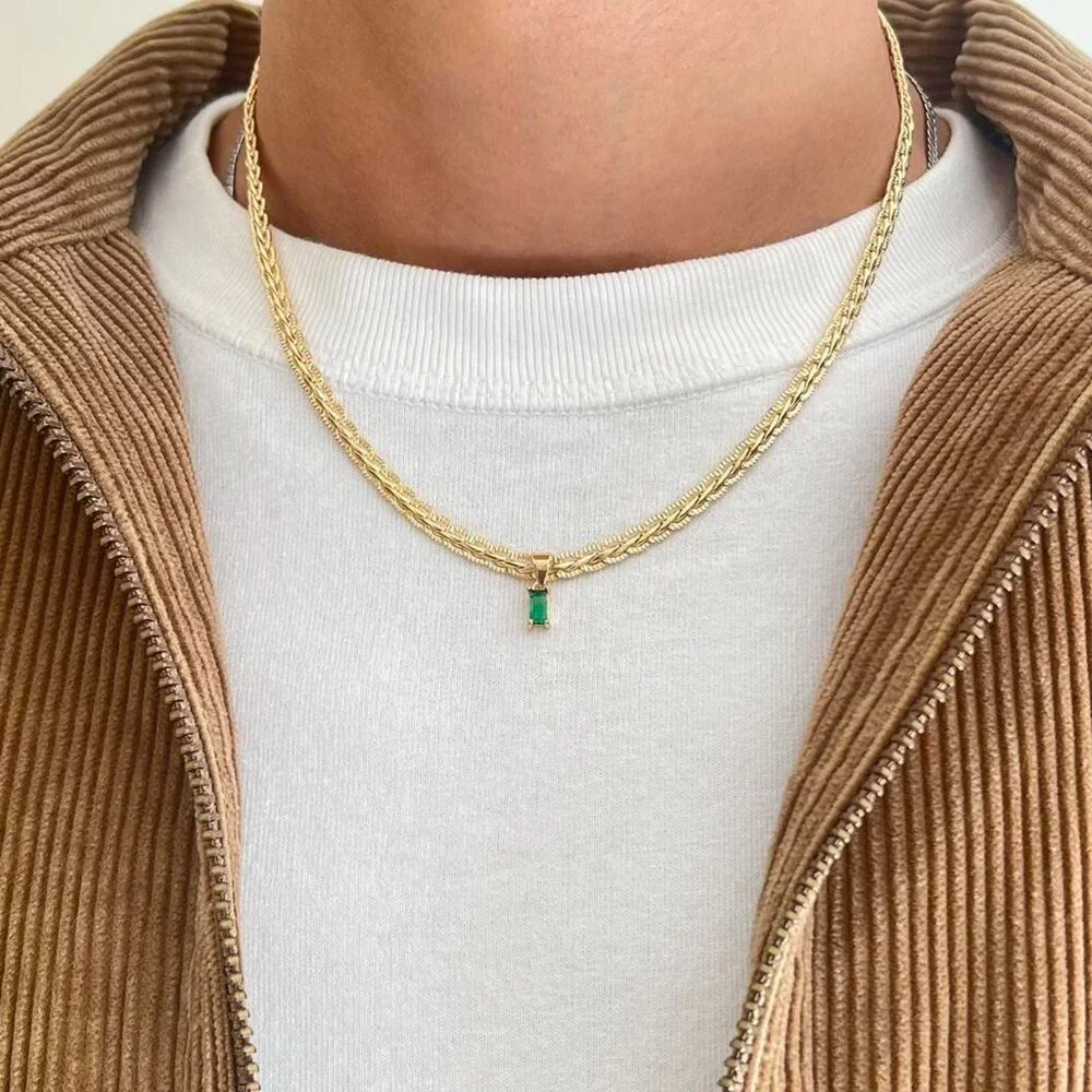 y2k style gold emerald pendant necklace